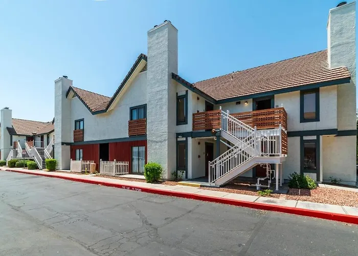 Metro Extended Apartment